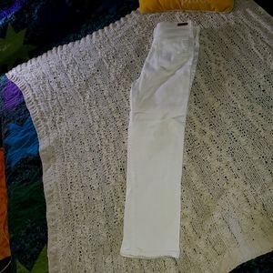 GV White Jeans
